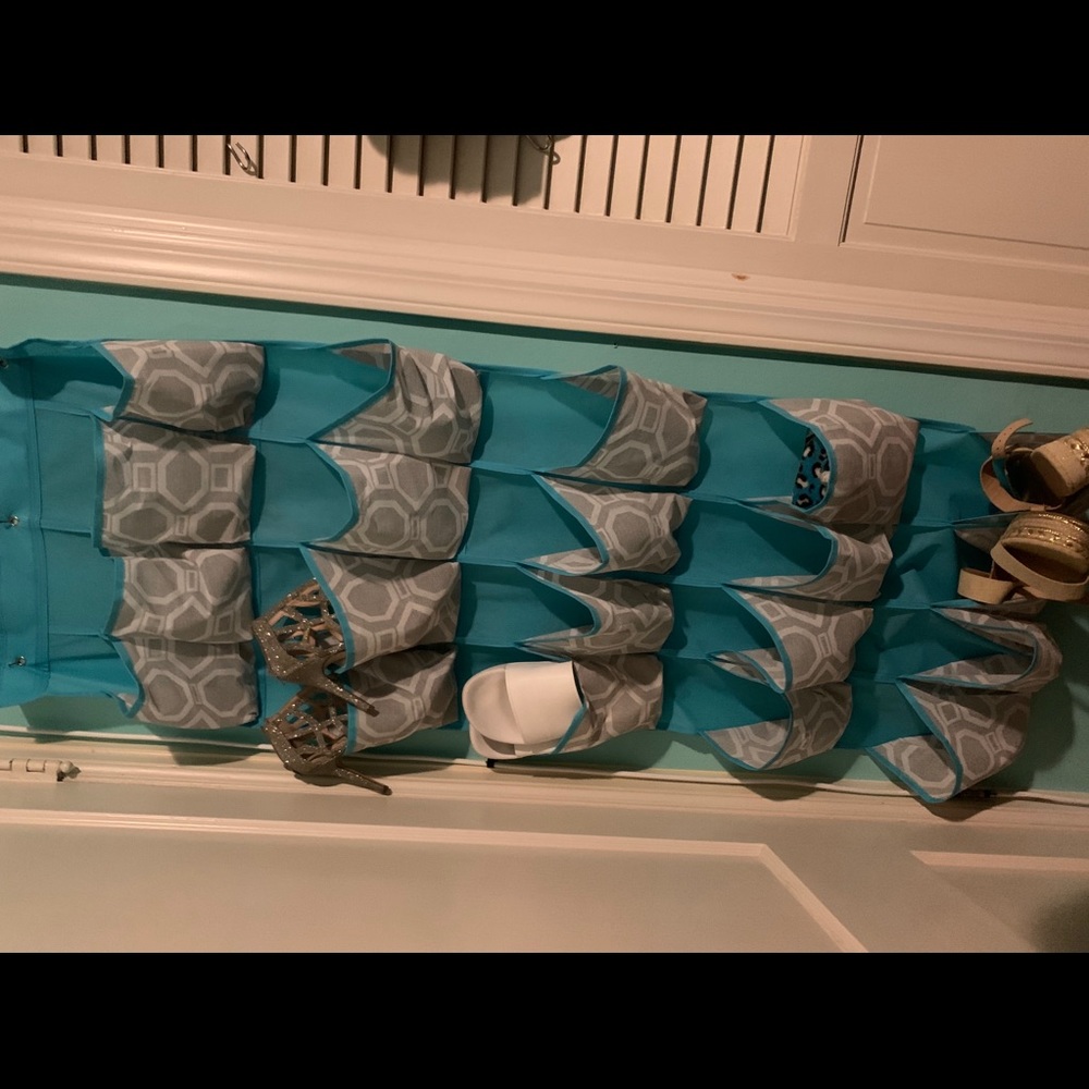Shoe Hanging Slot Rack